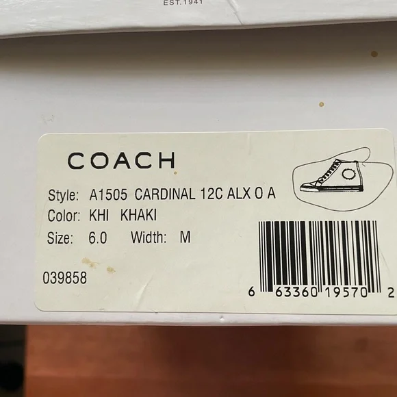 COACH - Picture 10 of 10